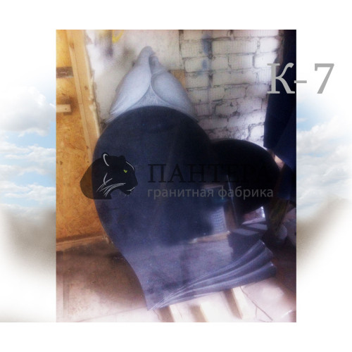 Мемориальный комплекс из двух видов гранита К7-3