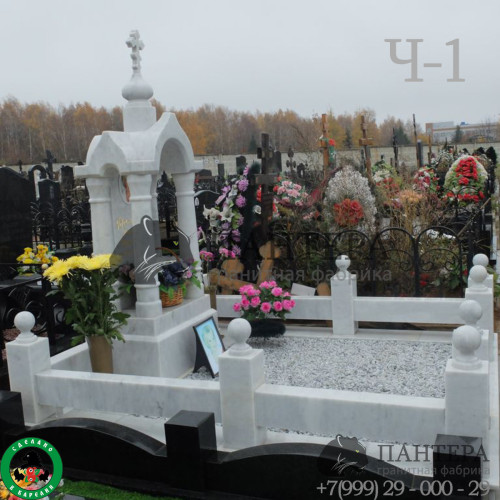 Белая церковь из мрамора-3